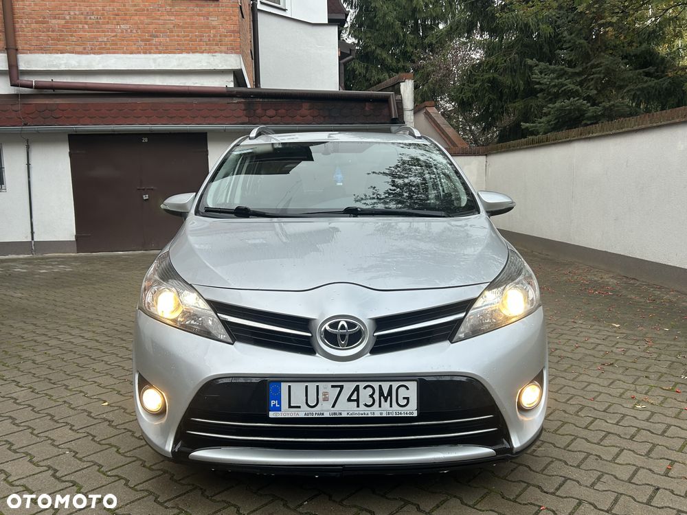 Toyota Verso 1.8 Premium 7os MS - 2