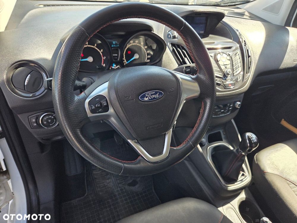 Ford Tourneo Courier 1.0 EcoBoost Sport - 10