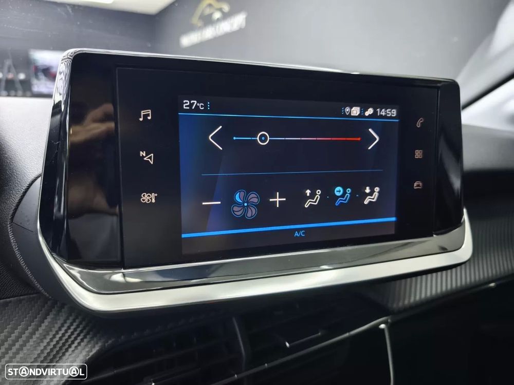 Peugeot 208 1.2 PureTech Allure Pack EAT8 - 32