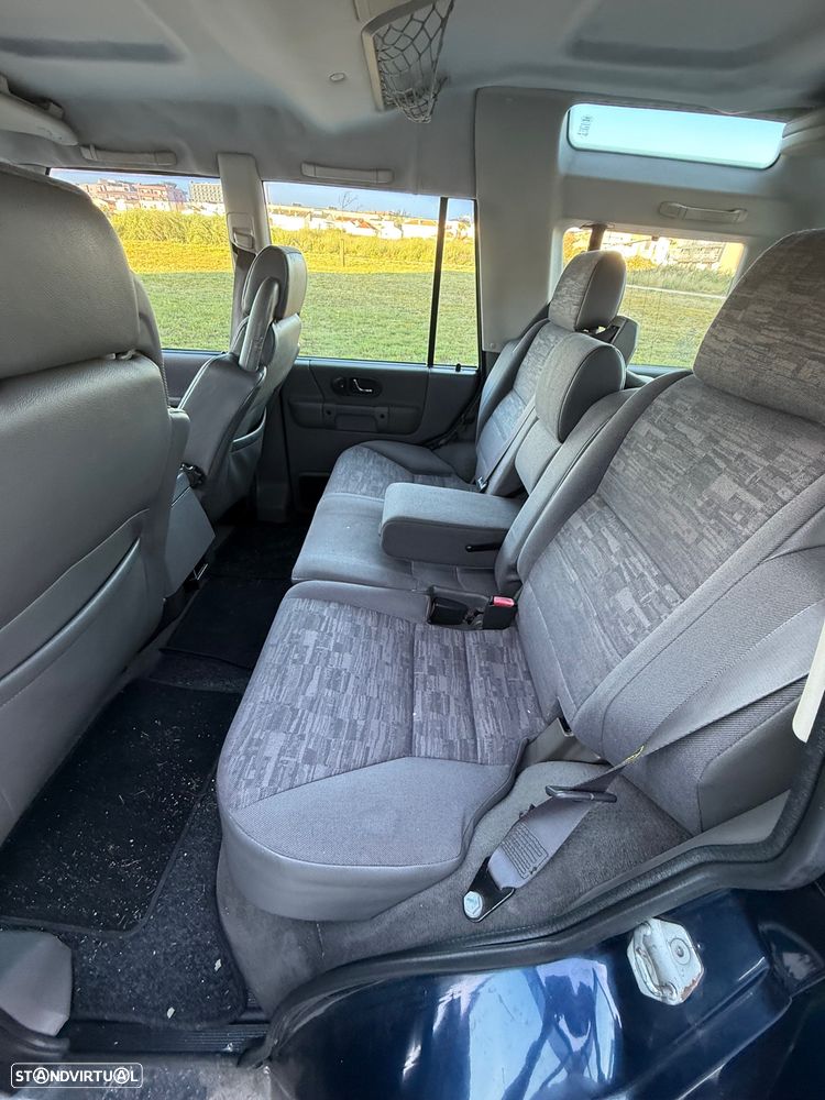 Land Rover Discovery 2.5 TD5 - 7