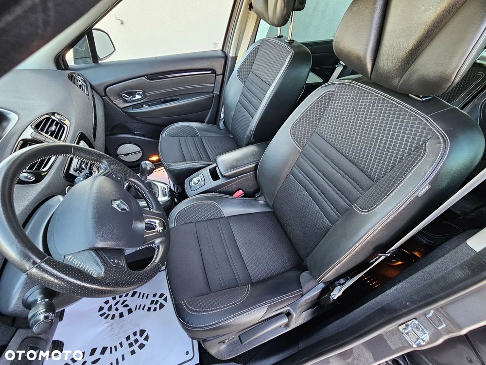 Renault Scenic Energy TCe 130 S&S Bose Edition - 9