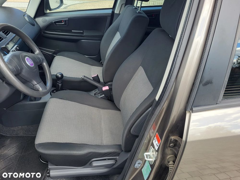 Fiat Sedici 1.6 16V 4x2 Dynamic - 9