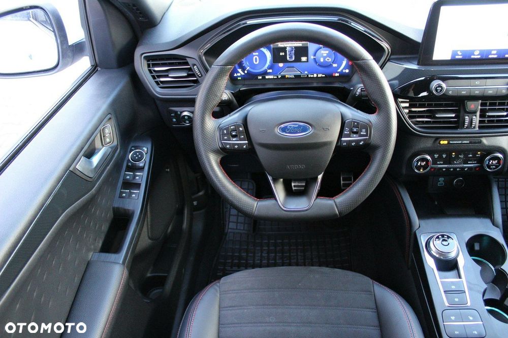 Ford Kuga 2.5 Duratec PHEV ST-LINE - 11