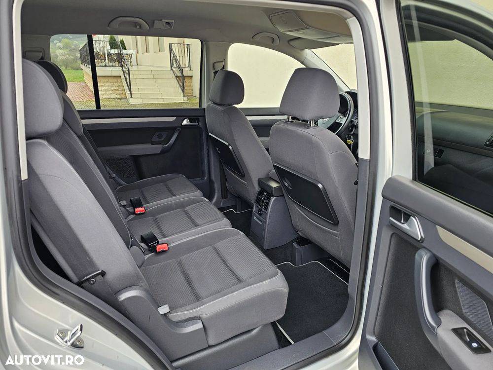 Volkswagen Touran 1.4 TSI DSG Freestyle - 8