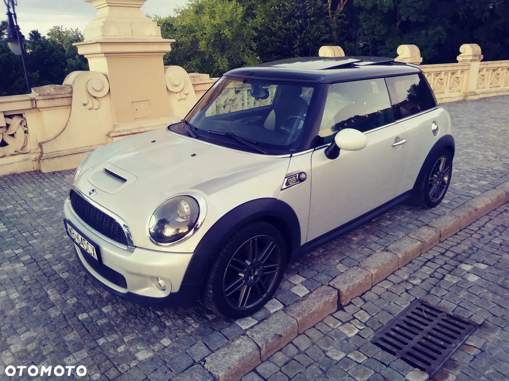 MINI Cooper S 50 Camden - 17