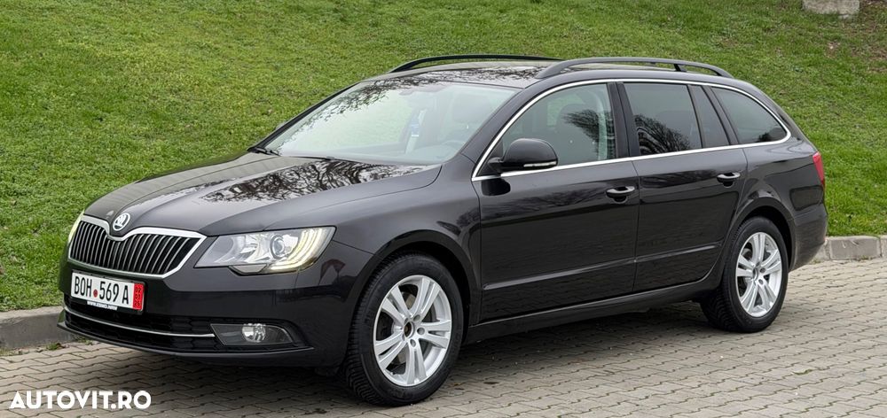 Skoda Superb Combi 2.0 TDI Green tec Elegance - 17