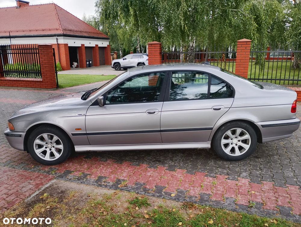 BMW Seria 5 - 8