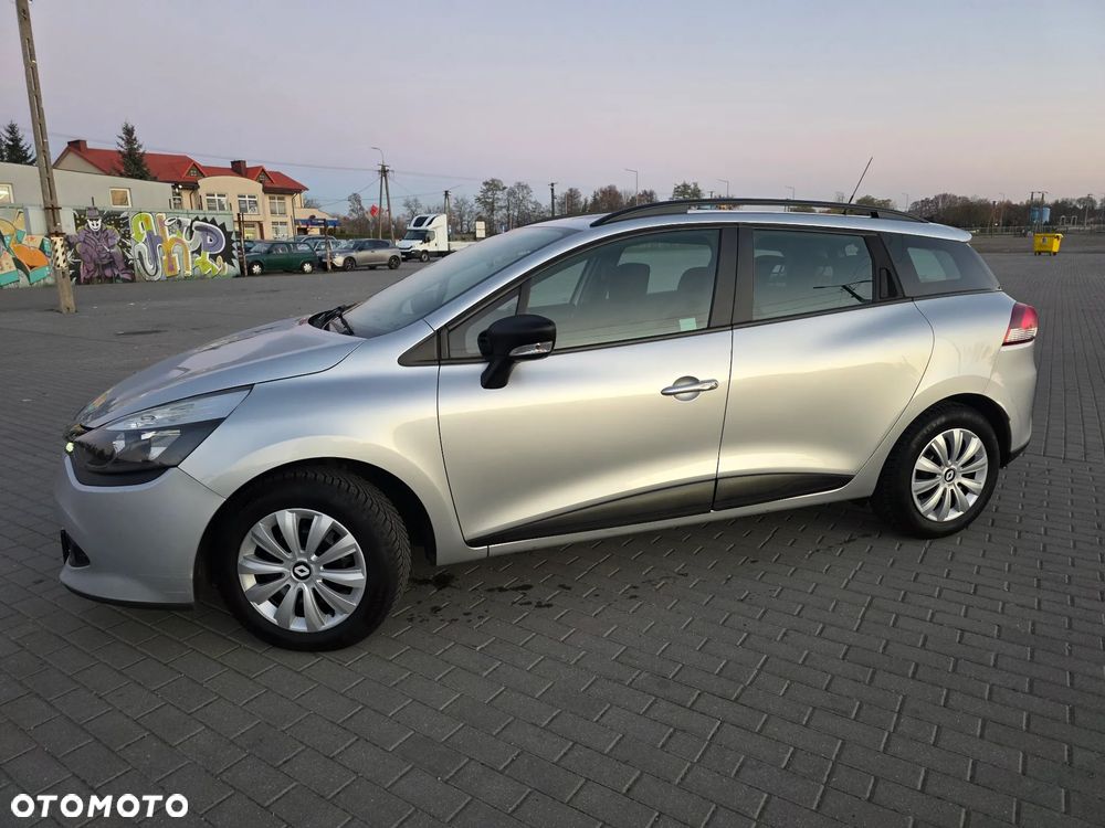 Renault Clio 1.2 16V 75 Expression - 3