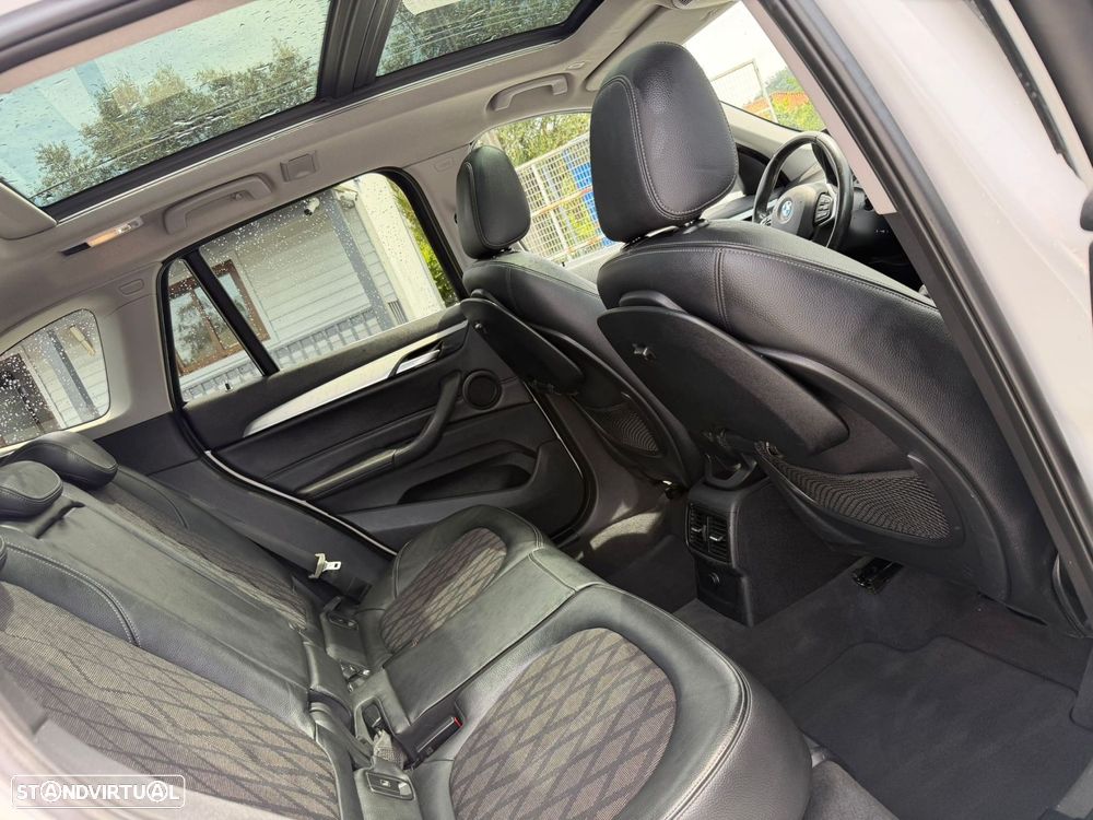 BMW X1 18 d sDrive Auto Line Sport - 14