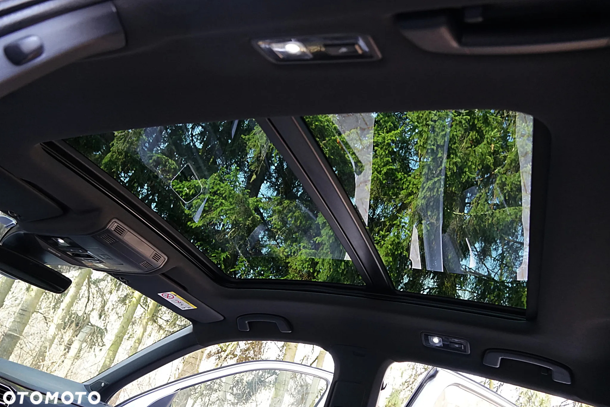 Volkswagen T-Roc 2.0 TDI SCR 4MOTION DSG R-Line - 17