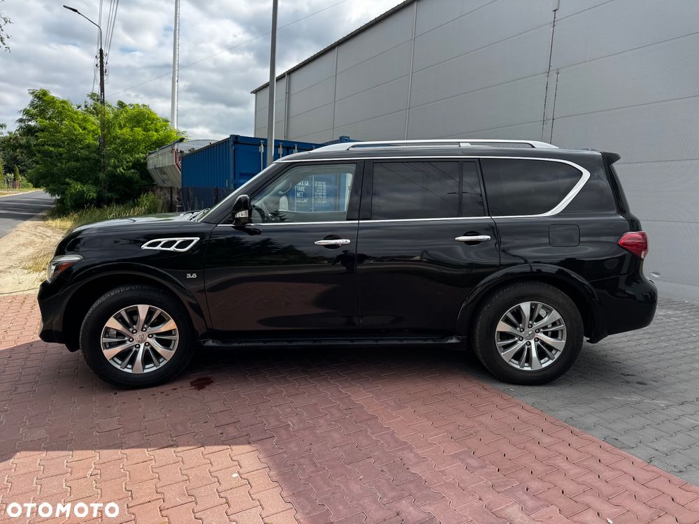 Infiniti QX80 - 12