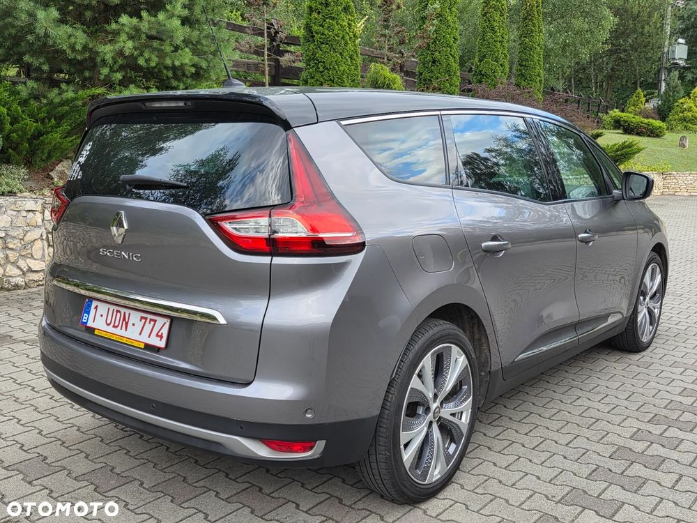 Renault Grand Scenic - 8