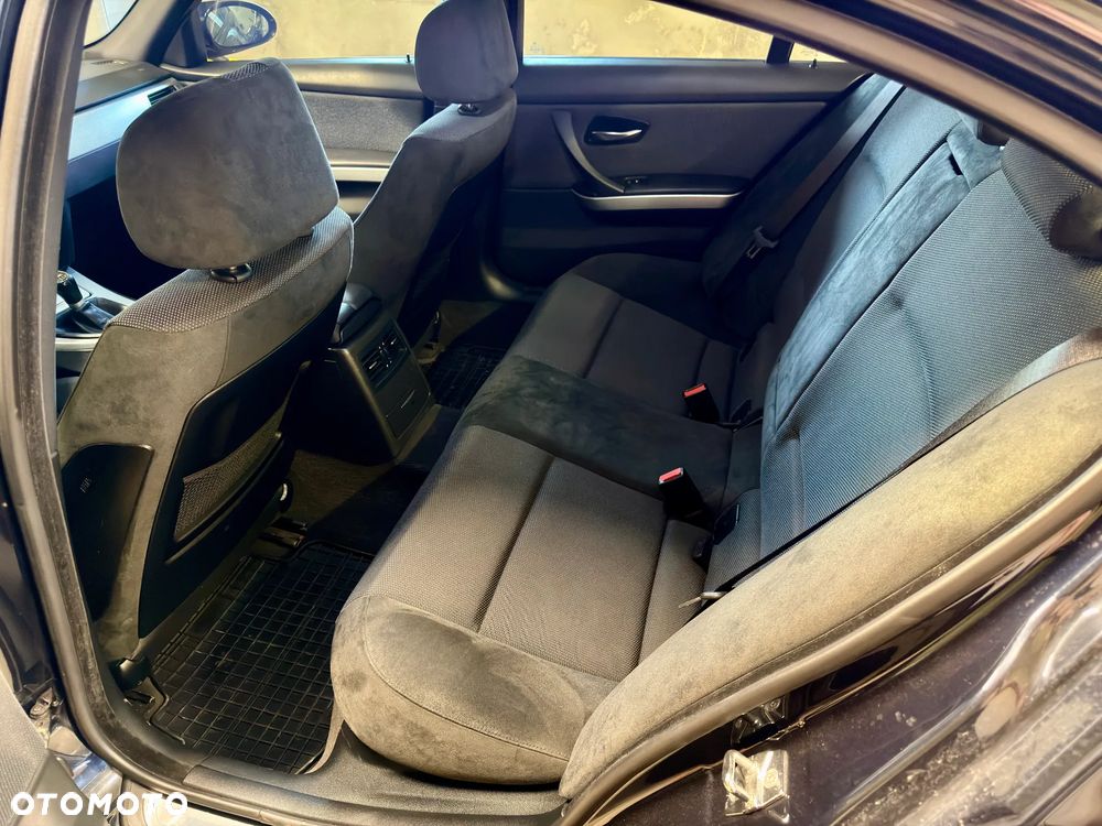 BMW Seria 3 - 17