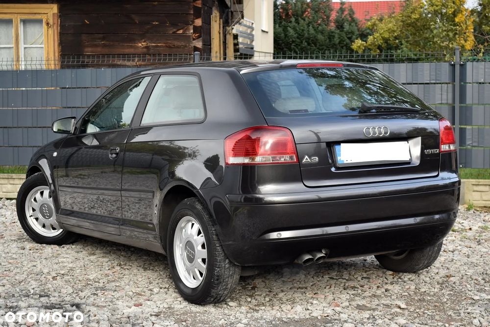 Audi A3 1.9 TDI Attraction - 7