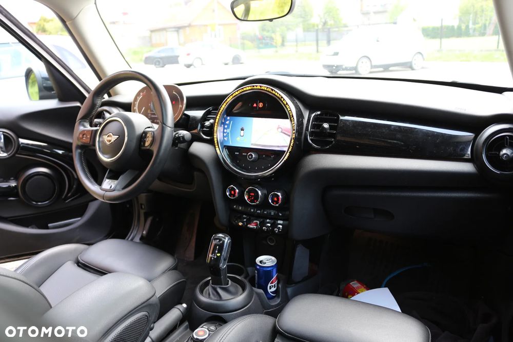 MINI Cooper S Sport-Aut - 10