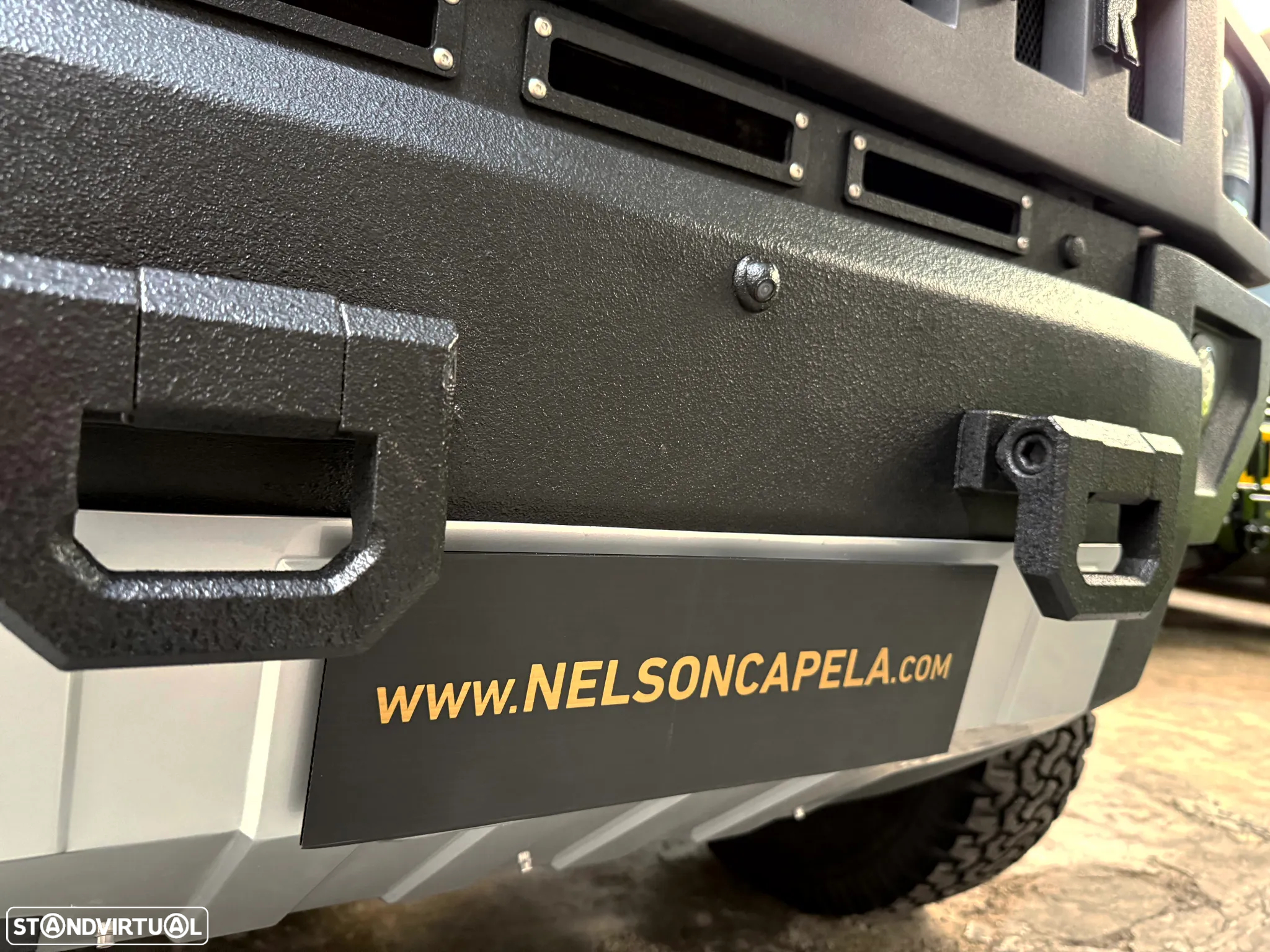 Hummer H2 Slantaback Custom 6.0 V8 - 39