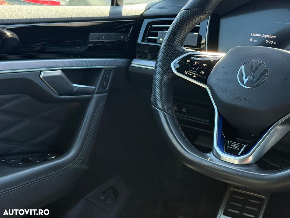 Volkswagen Touareg - 8