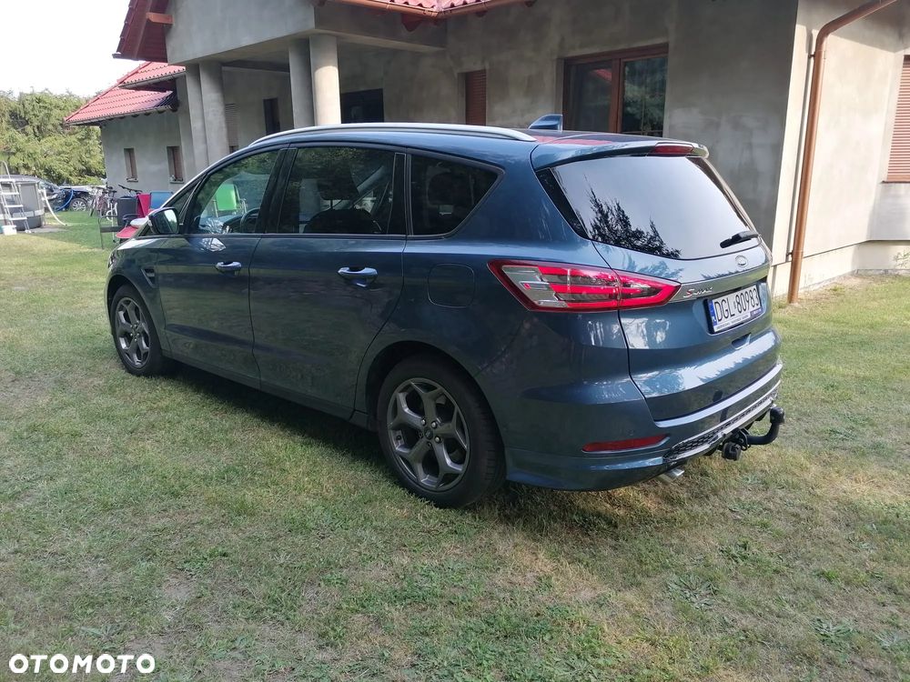 Ford S-Max - 9