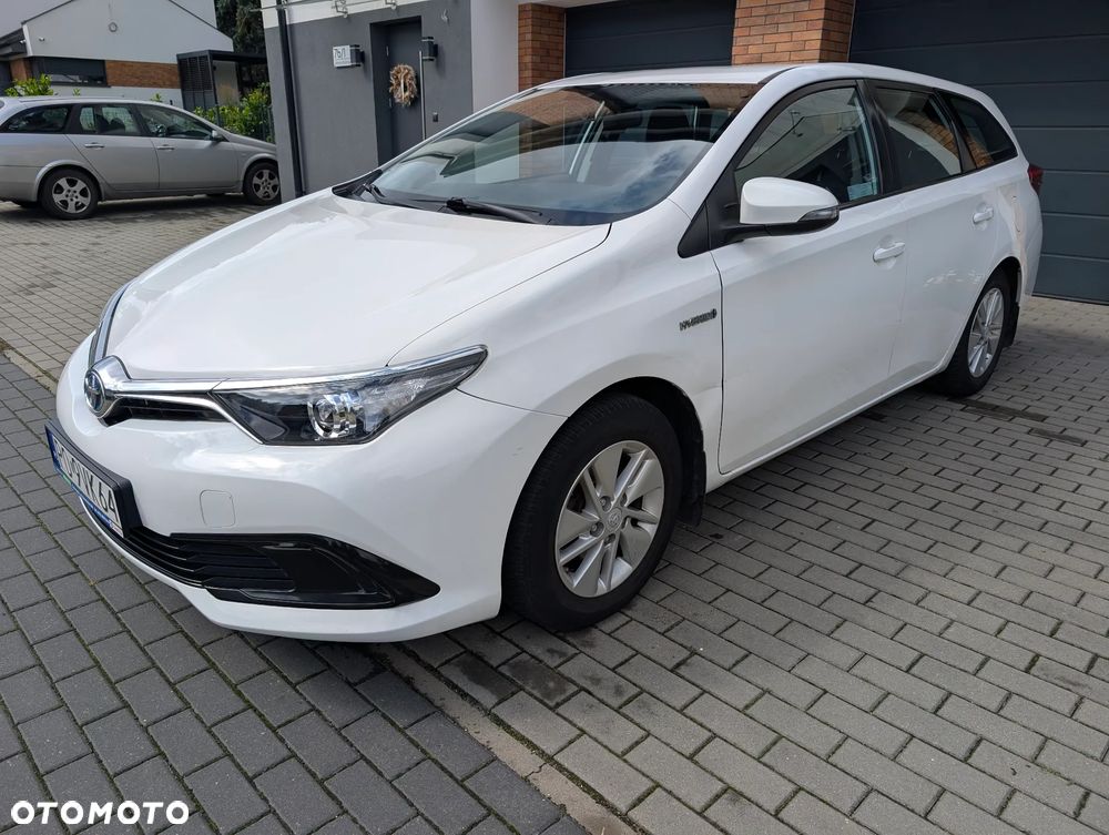 Toyota Auris Hybrid 135 Active - 5
