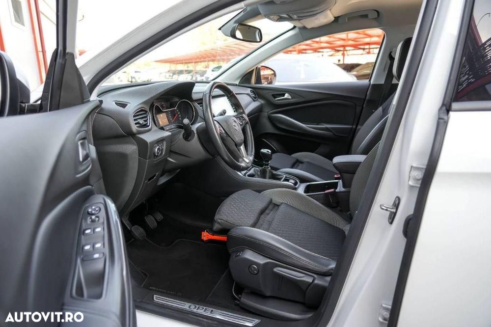 Opel Grandland X - 13
