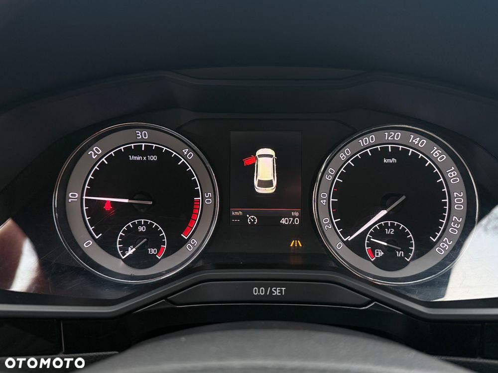 Skoda Superb 2.0 TDI 4x4 L&K DSG - 19