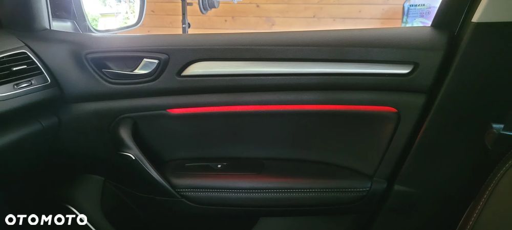 Renault Megane ENERGY TCe 130 BOSE EDITION - 22