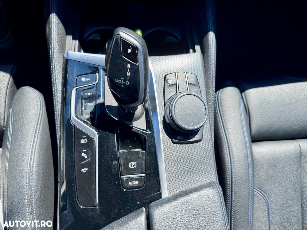 BMW Seria 5 530e xDrive Aut. M Sport Edition - 32