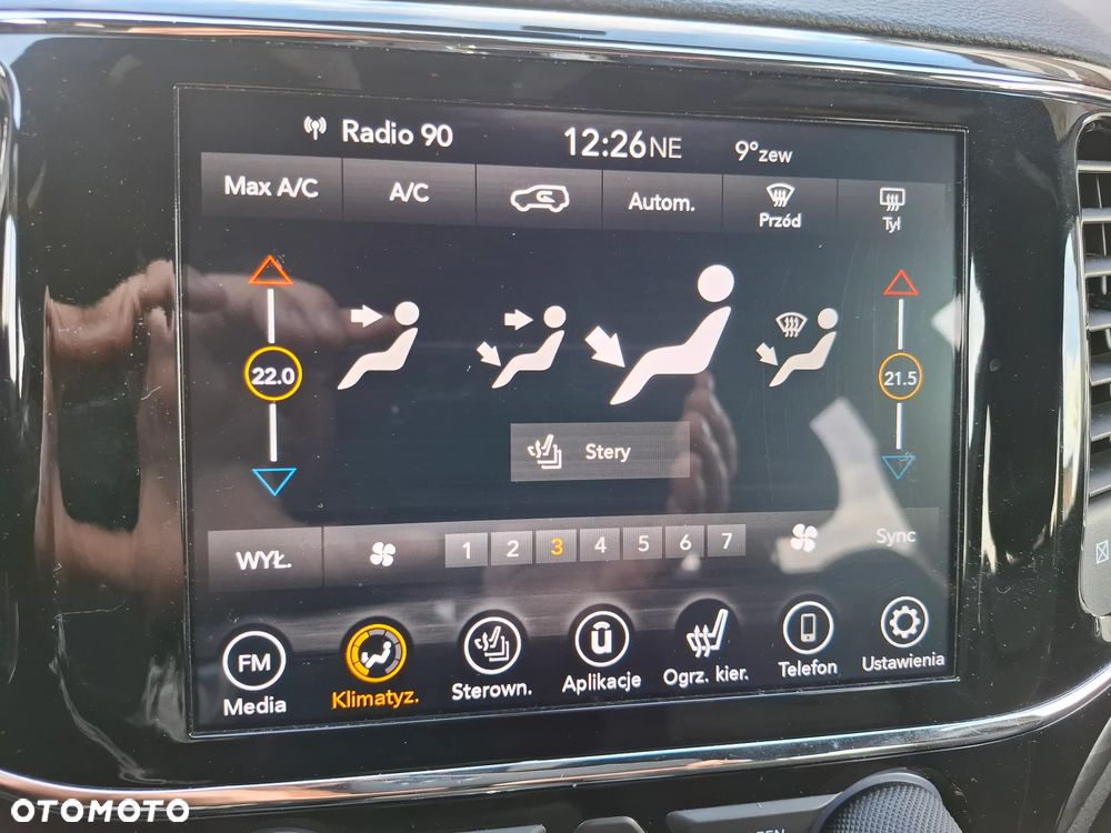 Jeep Grand Cherokee - 22