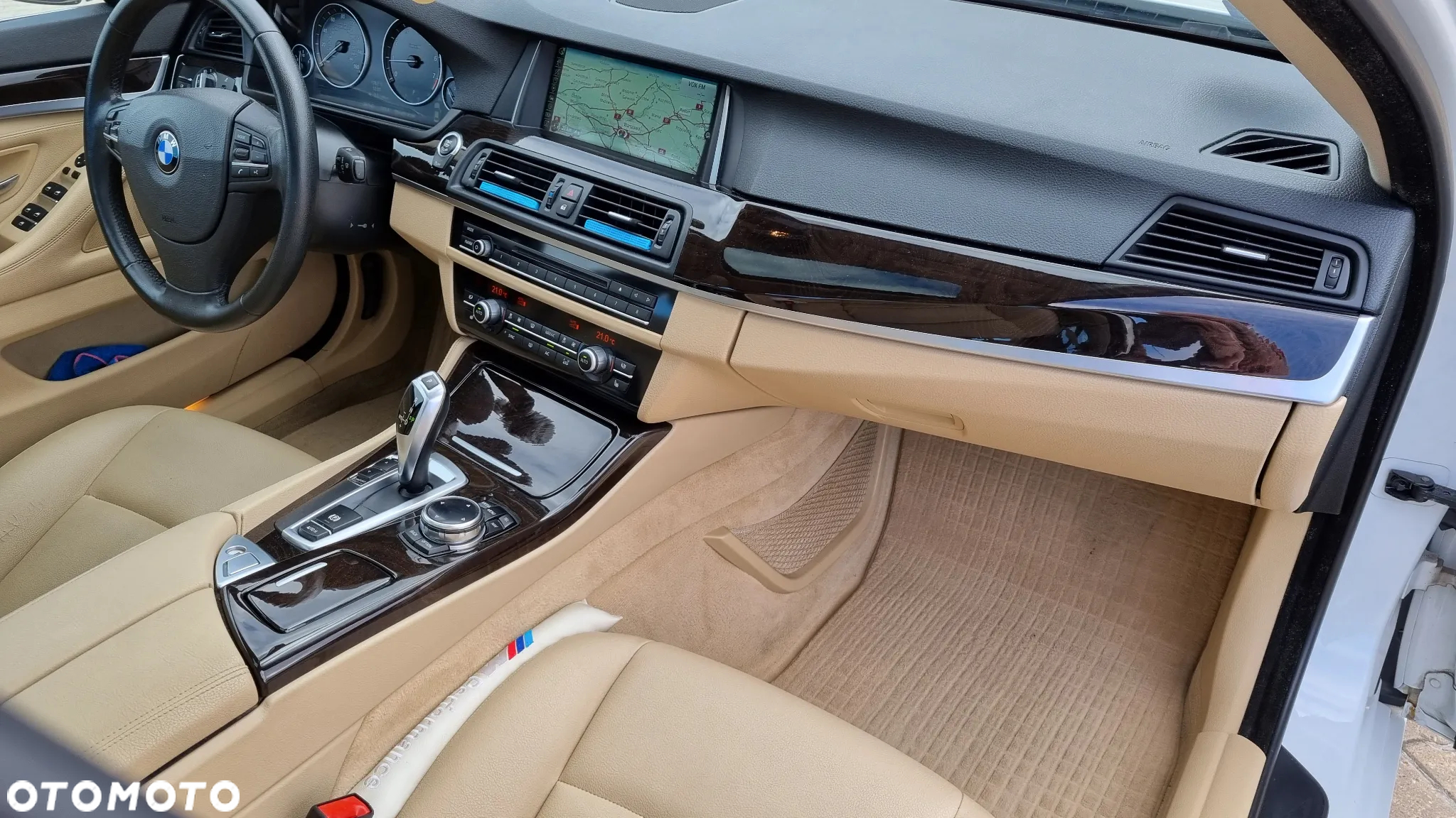 BMW Seria 5 528i - 21