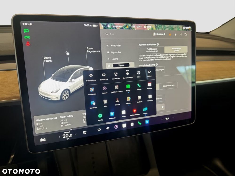 Tesla Model Y Long Range AWD - 5