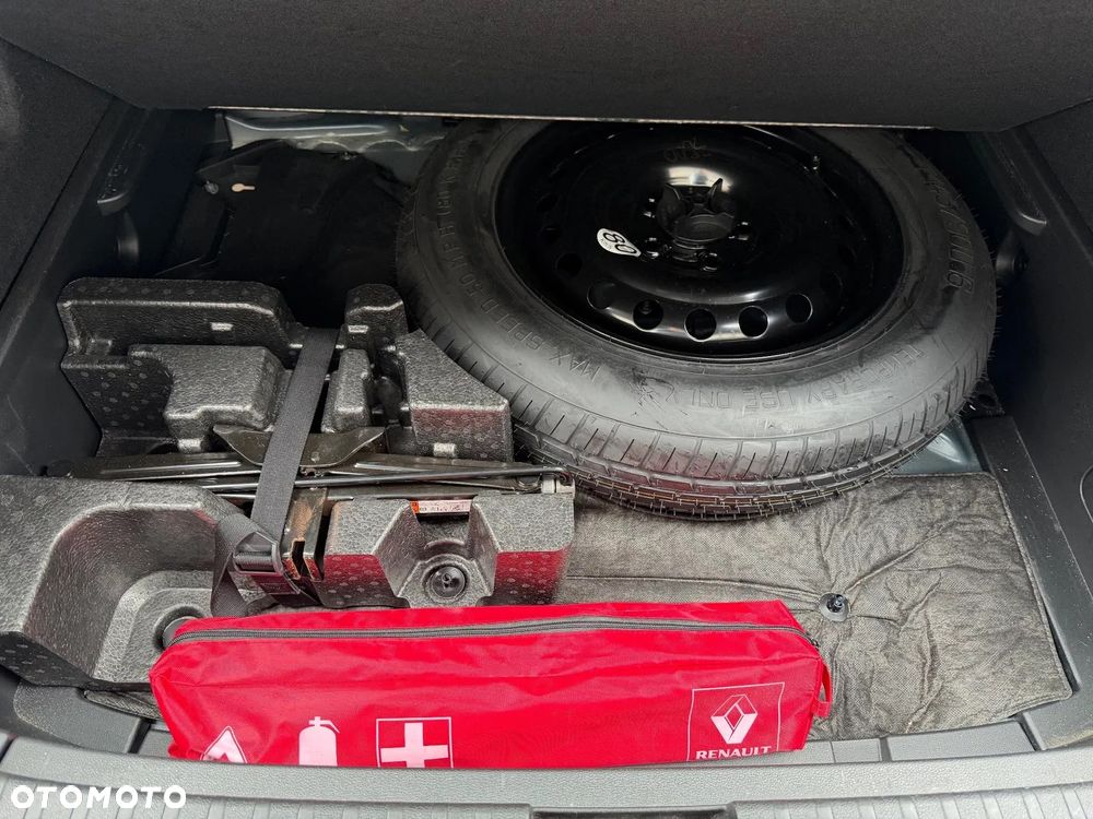 Renault Arkana 1.6 E-TECH Zen MMT - 20