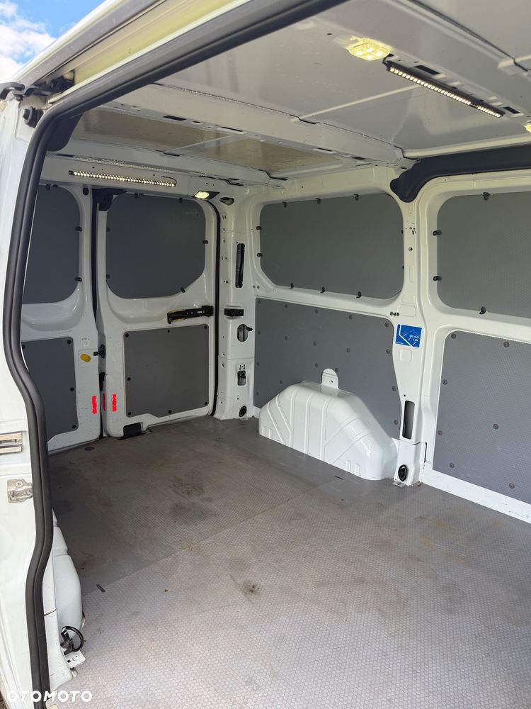 Ford Transit Custom - 19