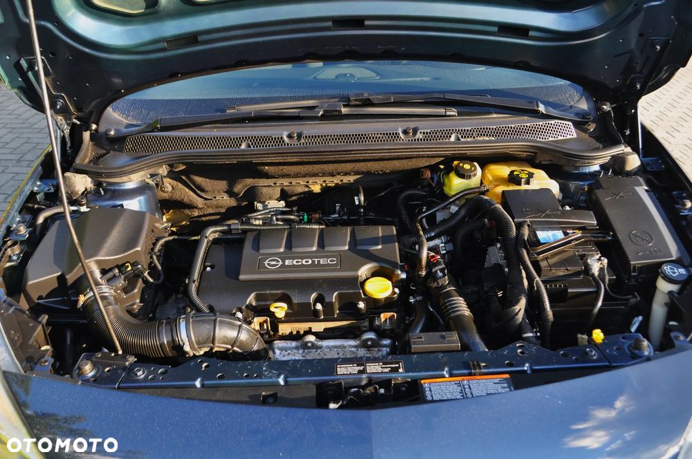 Opel Astra 1.4 Turbo Style - 32