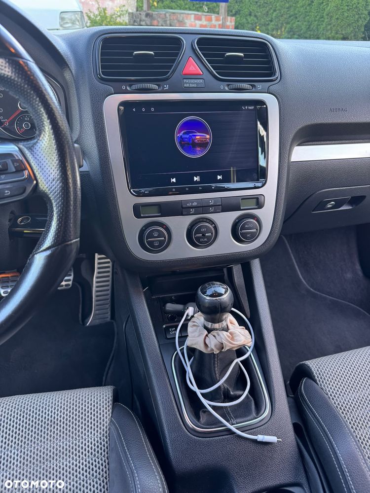Volkswagen Scirocco 2.0 TDI - 13