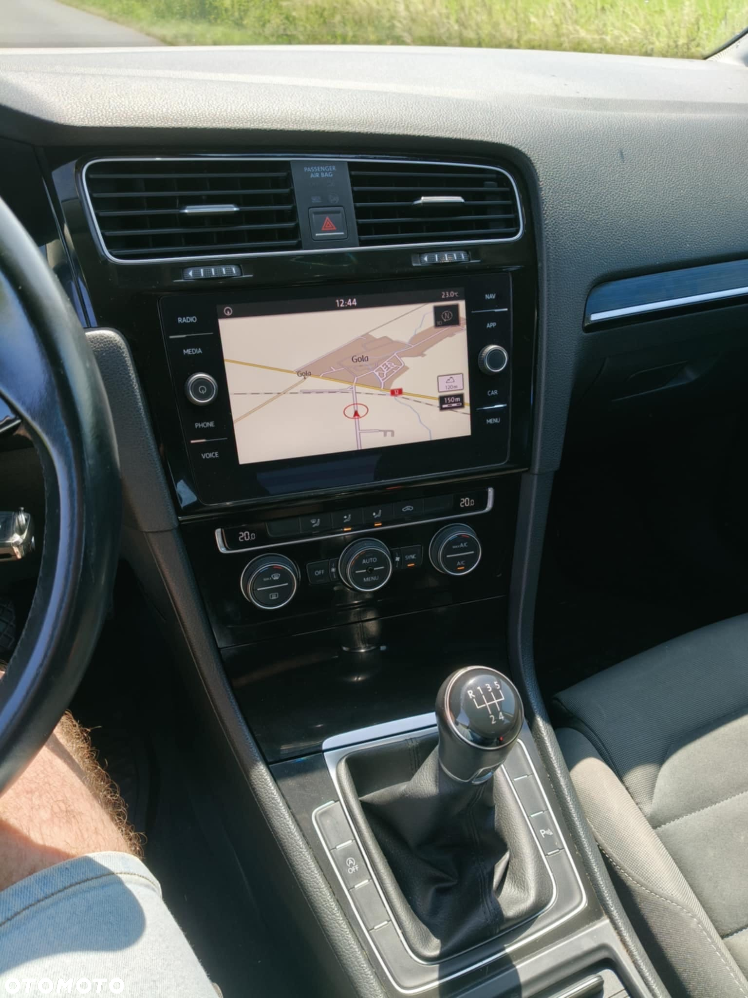 Volkswagen Golf VII 1.6 TDI BMT Comfortline - 20