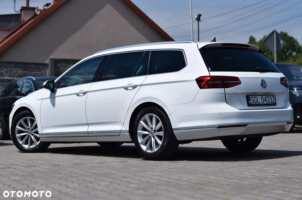 Volkswagen Passat Variant 2.0 TDI SCR DSG Highline - 8