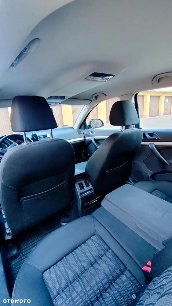 Skoda Octavia 2.0 TDI Ambiente - 22