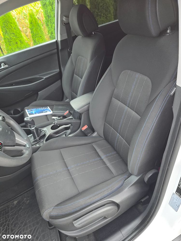 Hyundai Tucson 1.6 GDI BlueDrive Comfort 2WD - 17