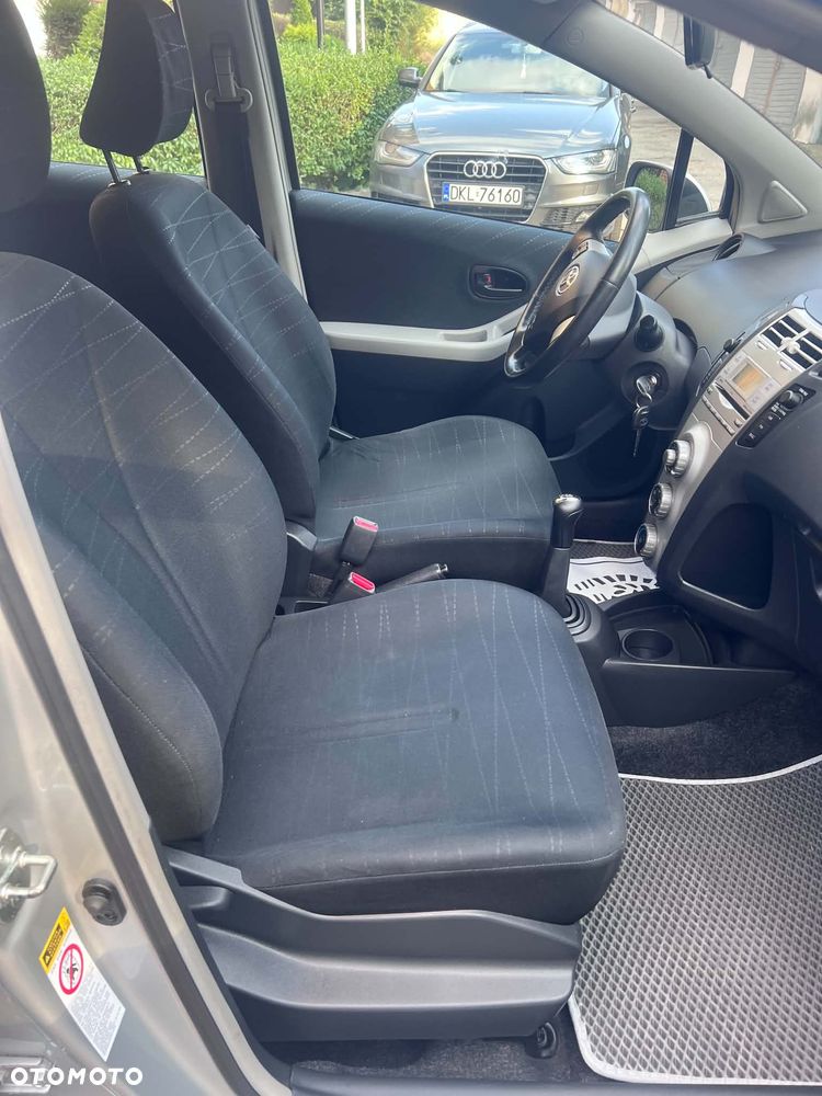 Toyota Yaris 1.3 Luna - 3