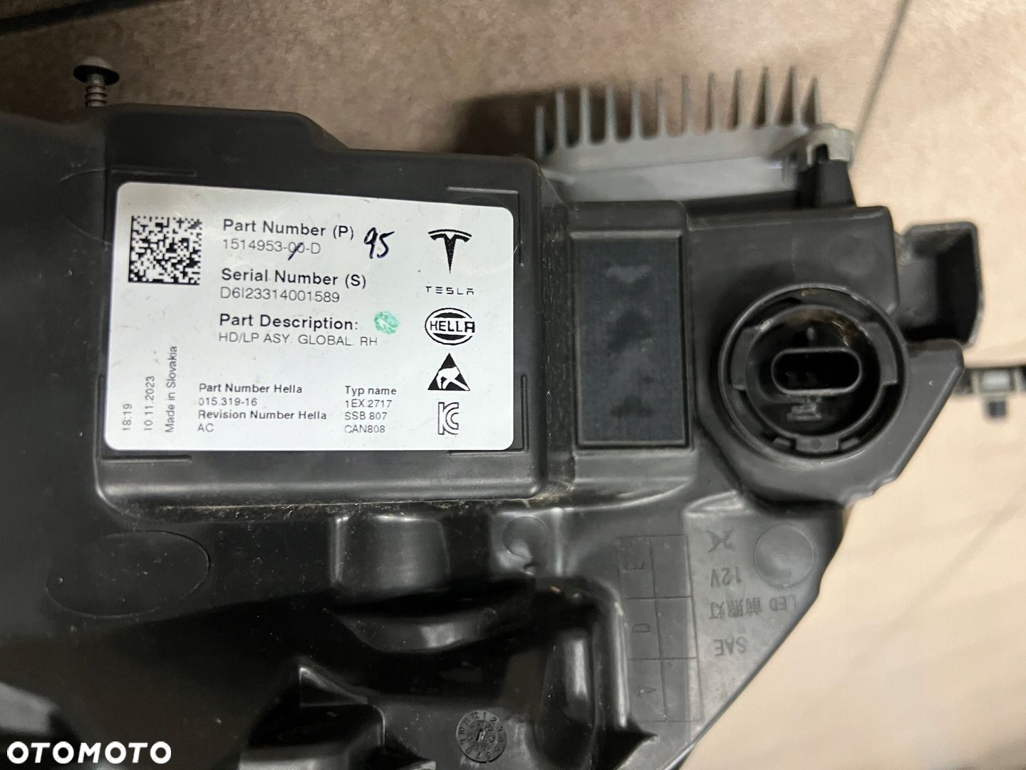 TESLA MODEL Y 20- LAMPA PRAWA PRZÓD FULL LED EUROPA ORYGINAŁ - 12