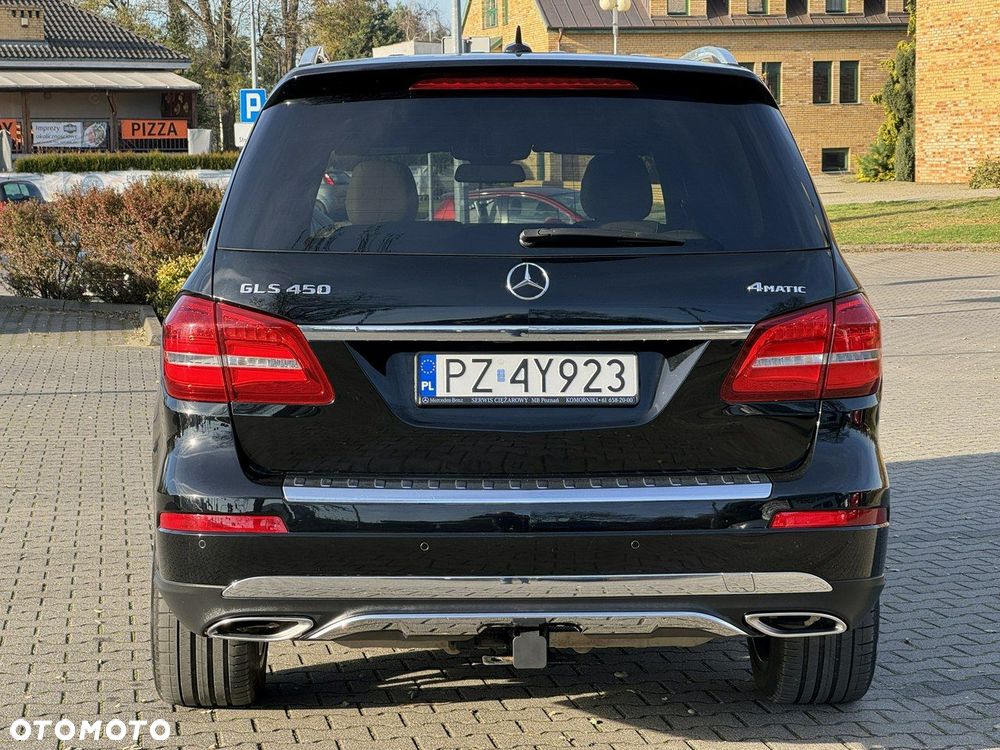 Mercedes-Benz GLS - 7