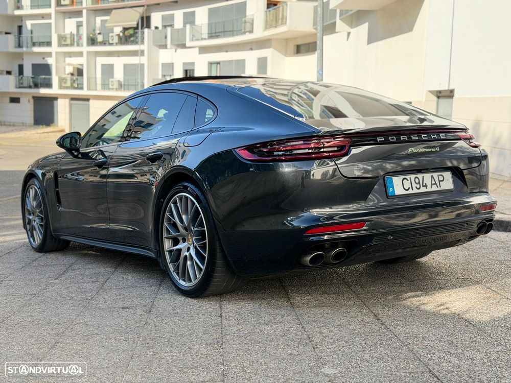 Porsche Panamera 4 E-Hybrid - 13