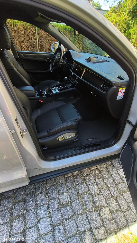 Porsche Macan T - 10