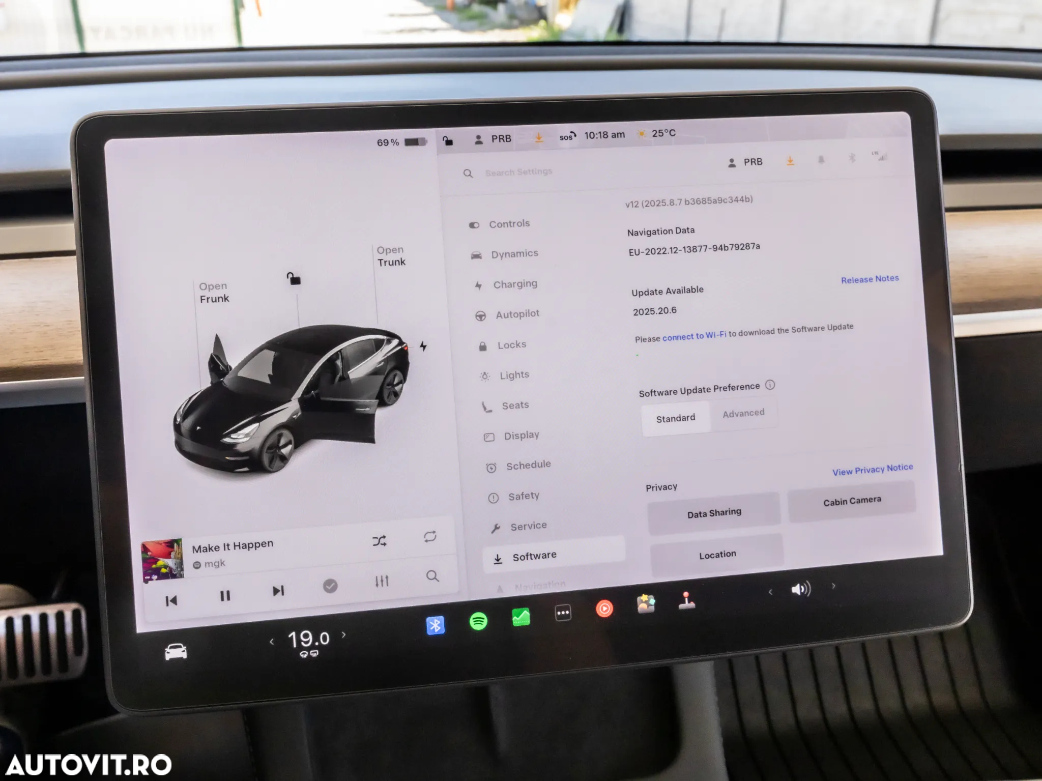 Tesla Model 3 Long Range - 34