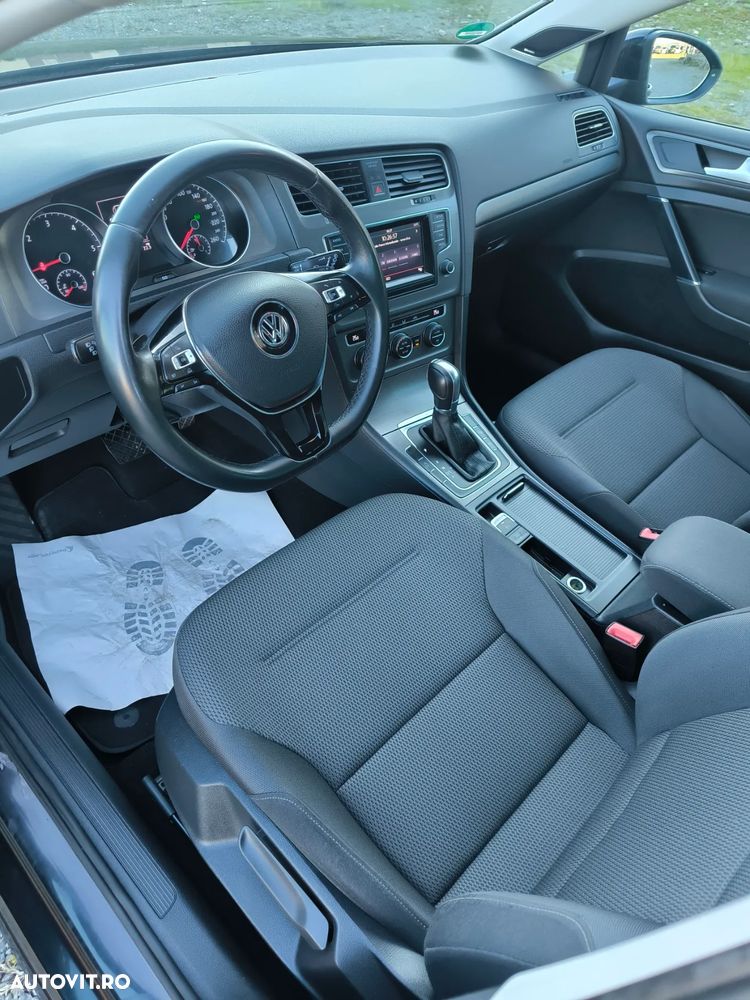 Volkswagen Golf 1.6 TDI BlueMotion Technology DSG Comfortline - 6