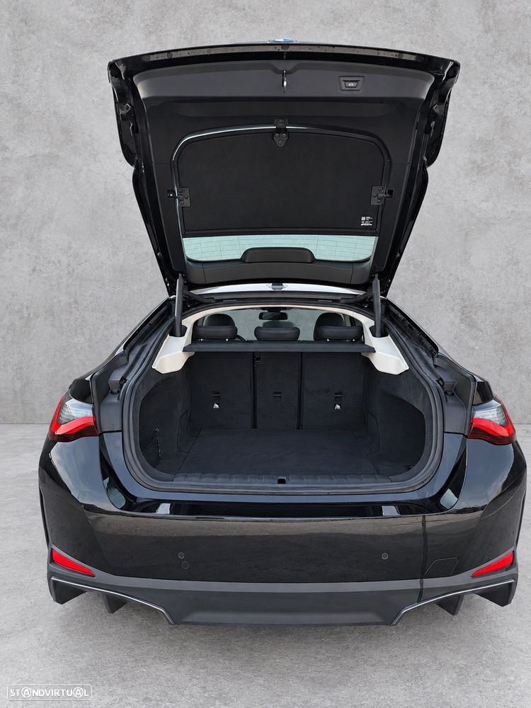 BMW i4 - 46