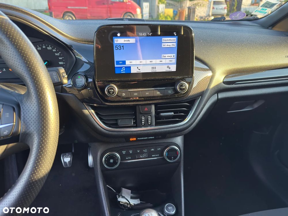 Ford Fiesta 1.0 EcoBoost STart-Stop ST-LINE - 18