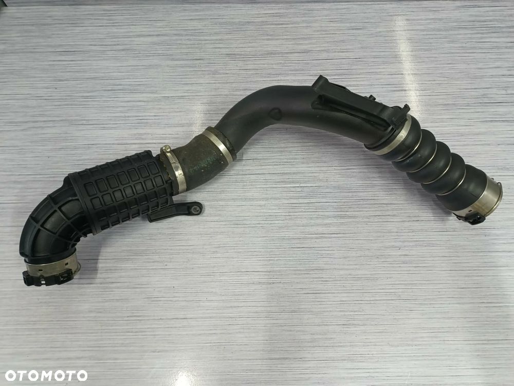 BMW F39 F48 MINI F54 F56 F60 Wąż Intercoolera 8577233 - 1