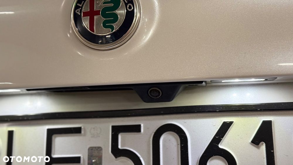 Alfa Romeo Giulia 2.0 Turbo TI Q4 - 23