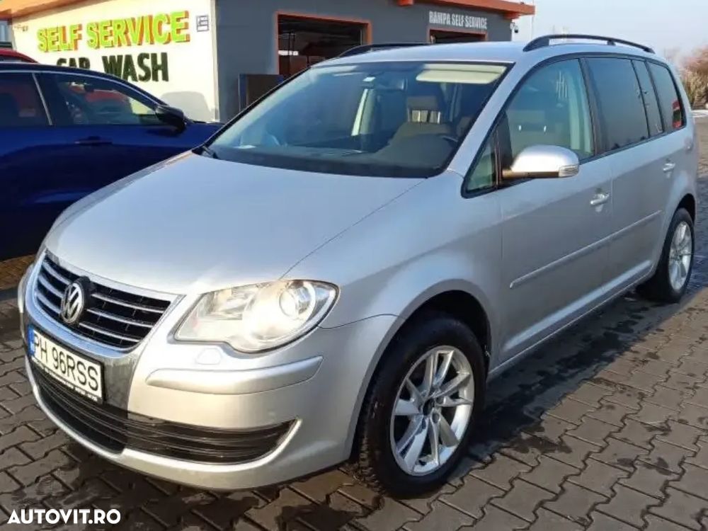 Volkswagen Touran 1.9TDI Highline - 1